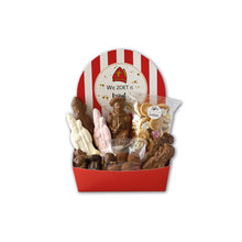Load image into Gallery viewer, “Rode Sintkorf met chocolade Sint en Piet, Sintpralines, chocoladefiguurtjes, roze en witte guimauves en koekjes.”